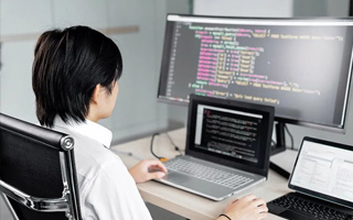兴化 api php源码,下载的php源码怎么运行呢？